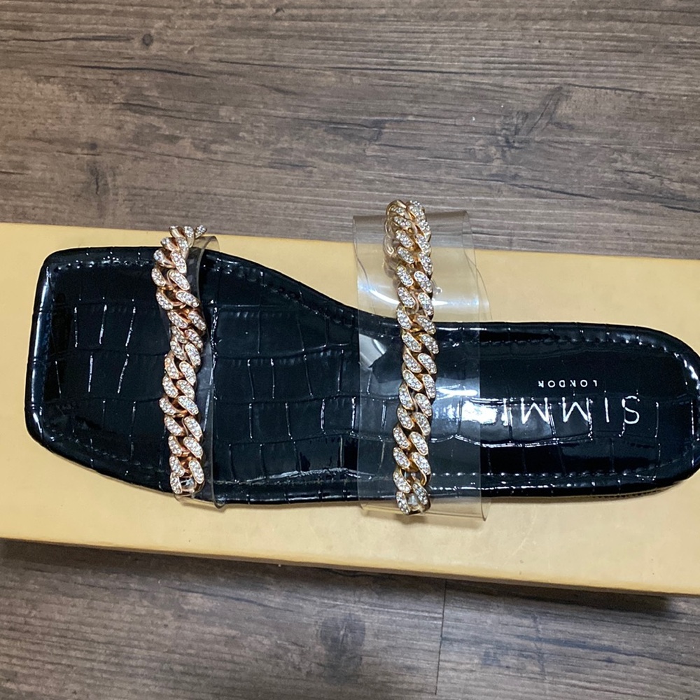 Black and gold Simmons London sandals, used but very great condition